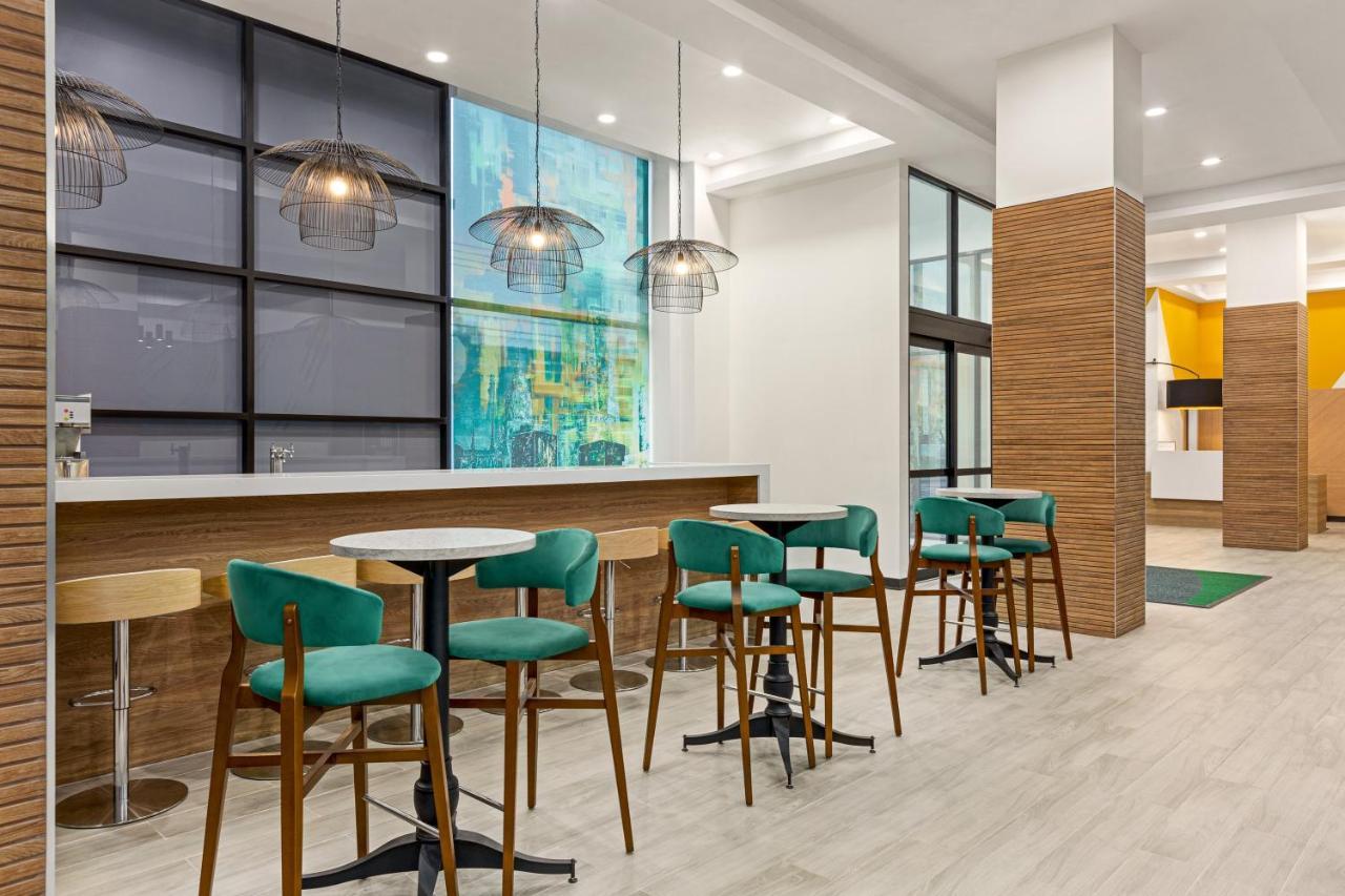 Holiday Inn Lic - Laguardia West, An Ihg Hotel นิวยอร์ก ภายนอก รูปภาพ